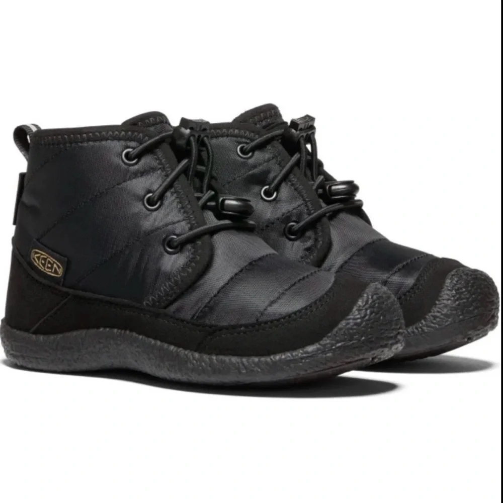 Keen Howser II Waterproof Chukka boot shoe boys size 8 cold gear